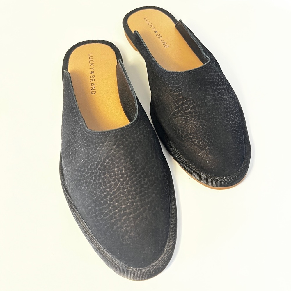 Lucky Brand slip on mules 9M
